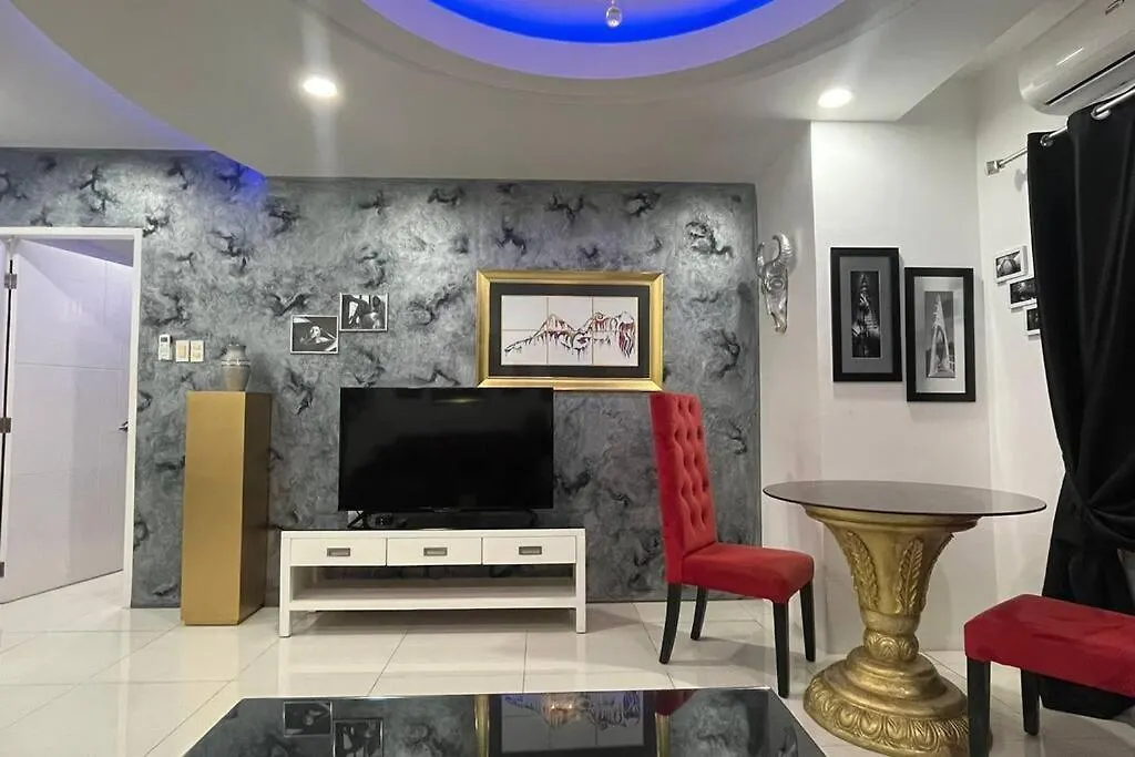 Kandi Palace 9 Floor, 1Br! Housekeeping, Netflix! Angeles Apartment