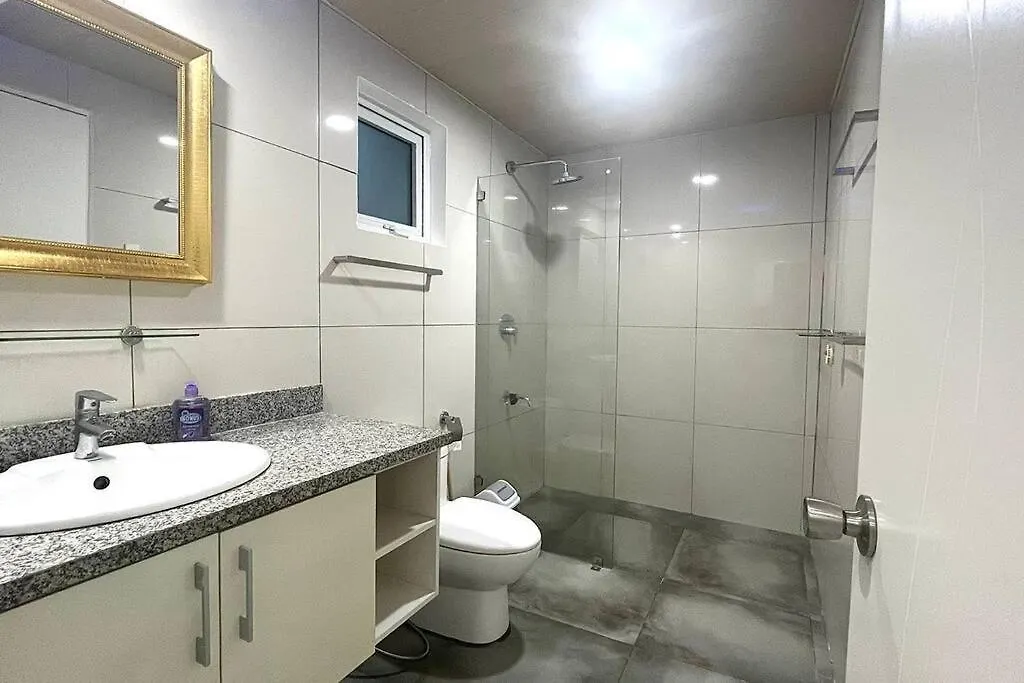 Apartment Kandi Palace 9 Floor, 1Br! Housekeeping, Netflix! Angeles