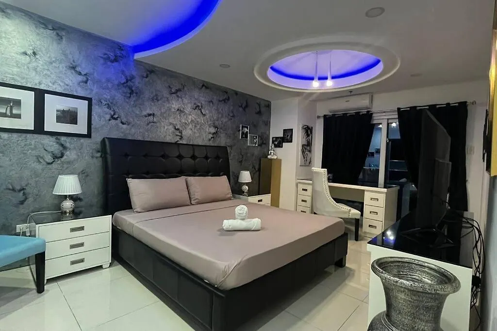 Kandi Palace 9 Floor, 1Br! Housekeeping, Netflix! Angeles